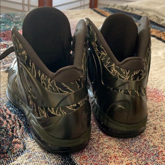 Nike Air Max Hyperposite ‘Tiger Camo’ (Size 11) - Picture 5 of 6